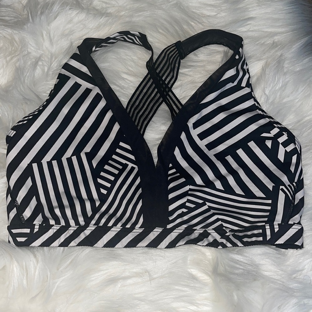 Victoria Secret Sport Bra Size L